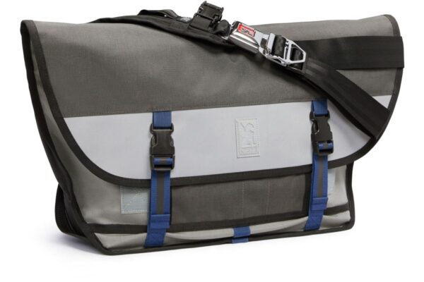 Chrome Industries - Citizen - Skuldertaske - 26 L - Fog