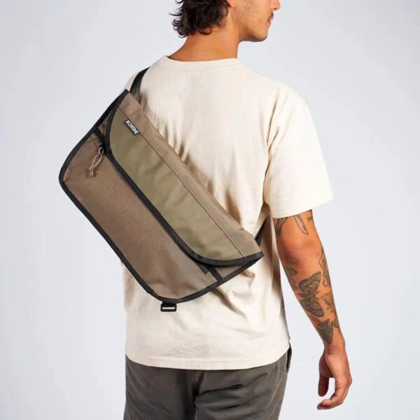 Chrome Industries – Simple Messenger – Skuldertaske – Black