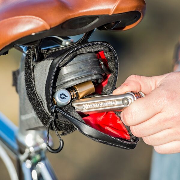 Blackburn – Grid - Sadeltaske – 0,4L – Sort