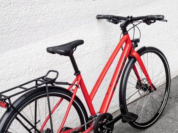 Trek – FX 2 Disc Equipped – Altus 2×9 – Satin Viper Red